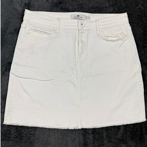 Vineyard Vines Dresses & Skirts - Vineyard Vines White Denim Skirt‎ Women's Size 10 Frayed Hem Casual